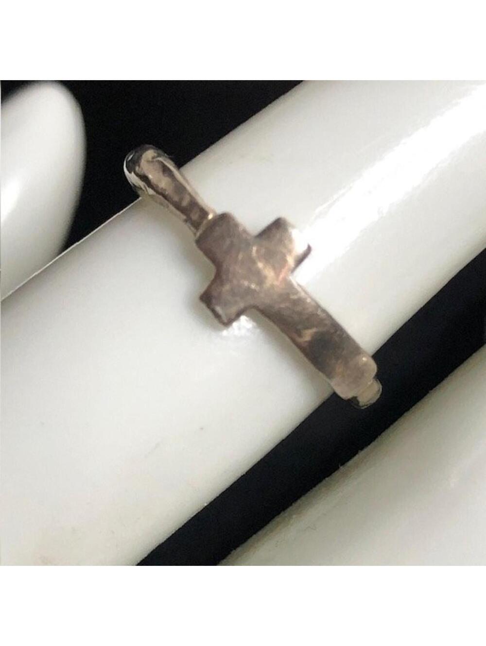 B1247 Thai .925 Sterling Silver Cross Ring Hammered Band Religious 1.9gram sz 5